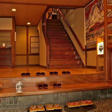 Tsutaya Ryokan Toyooka  Eksteriør billede