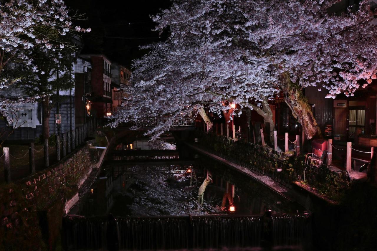 Tsutaya Ryokan Toyooka  Eksteriør billede